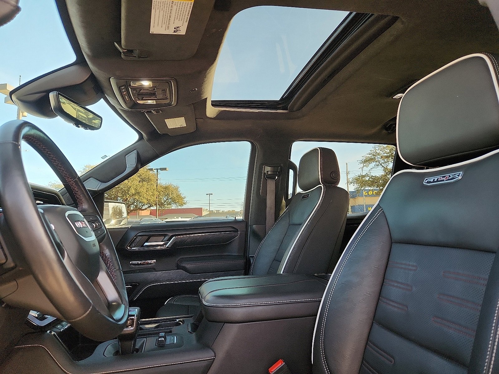 Used 2024 GMC Sierra 1500 AT4X image 13