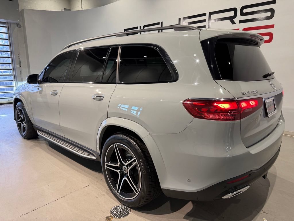 Used 2025 Mercedes-Benz GLS 450 4MATIC w/ AMG Line Exterior image 7