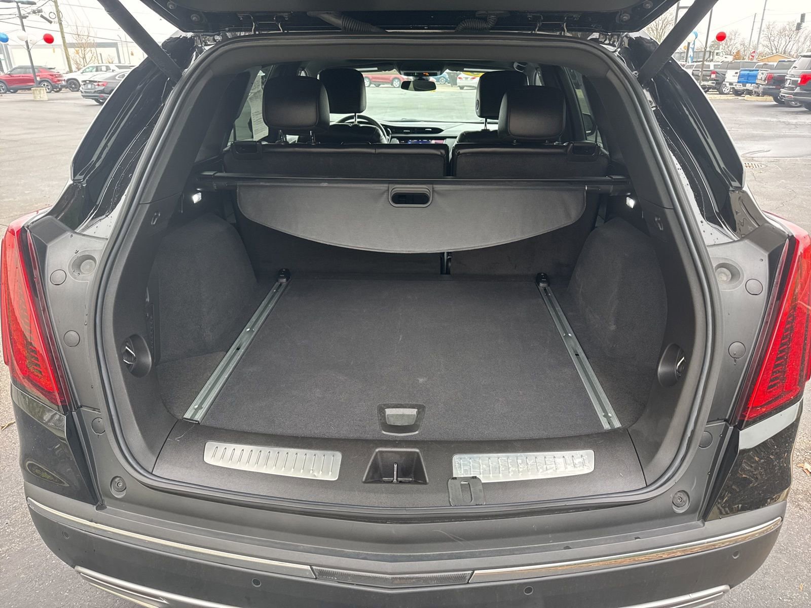 Used 2025 Cadillac XT5 Premium Luxury image 17