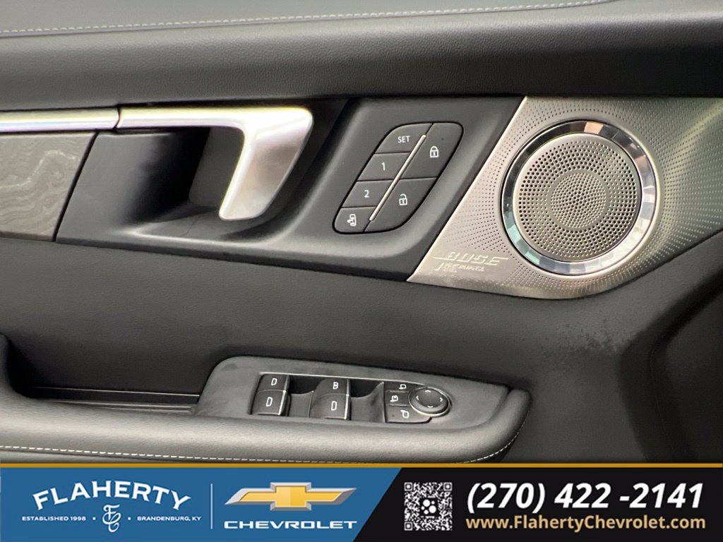 Used 2025 Buick Enclave Avenir w/ Super Cruise Package AWD/4WD image 22