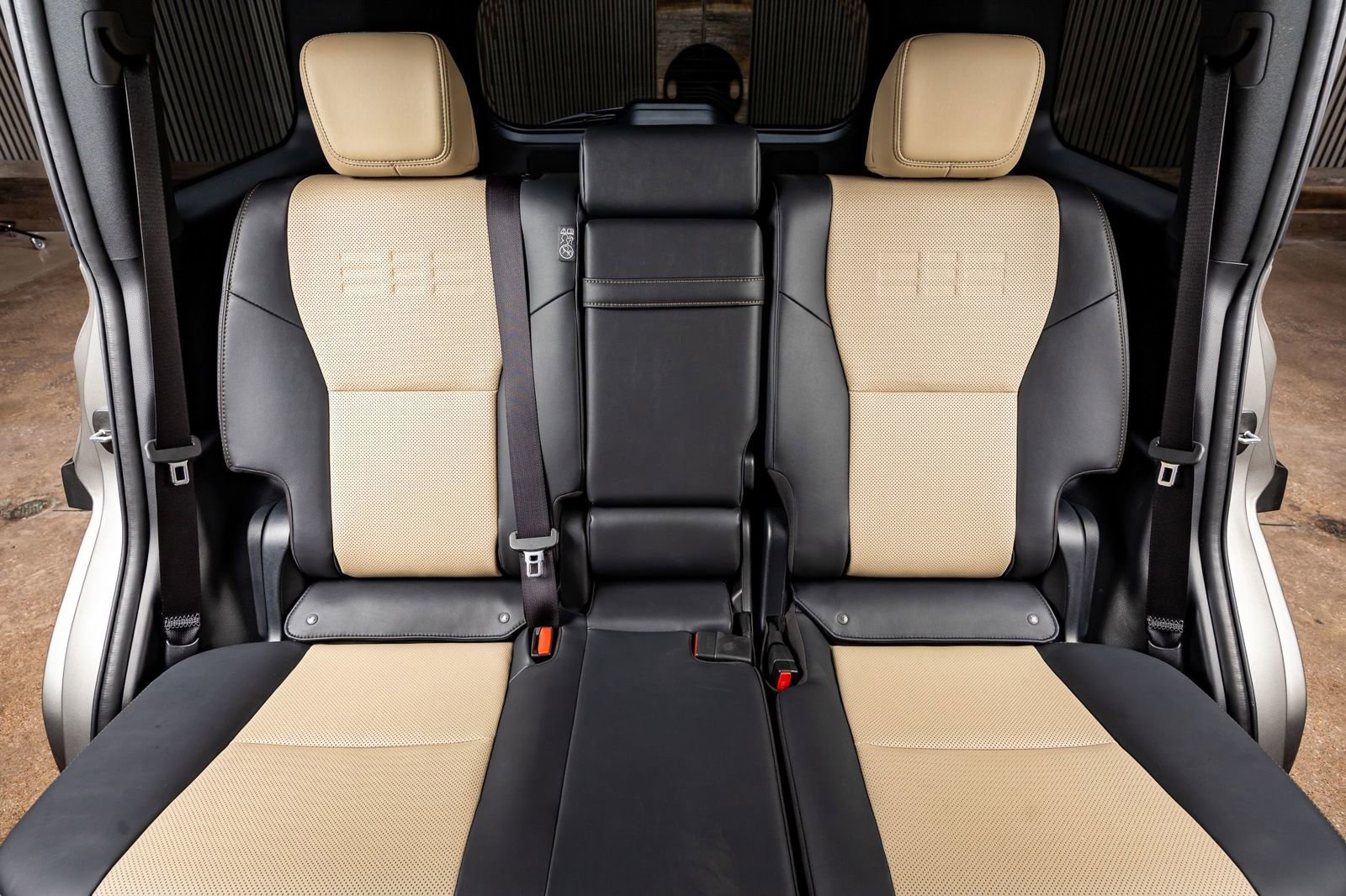 Used 2025 Lexus GX 550 image 35