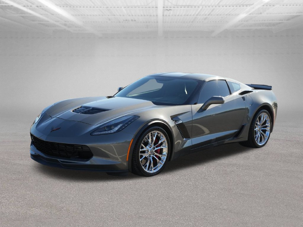 Used 2016 Chevrolet Corvette Z06 w/ 3LZ Preferred Equipment Group RWD image 3