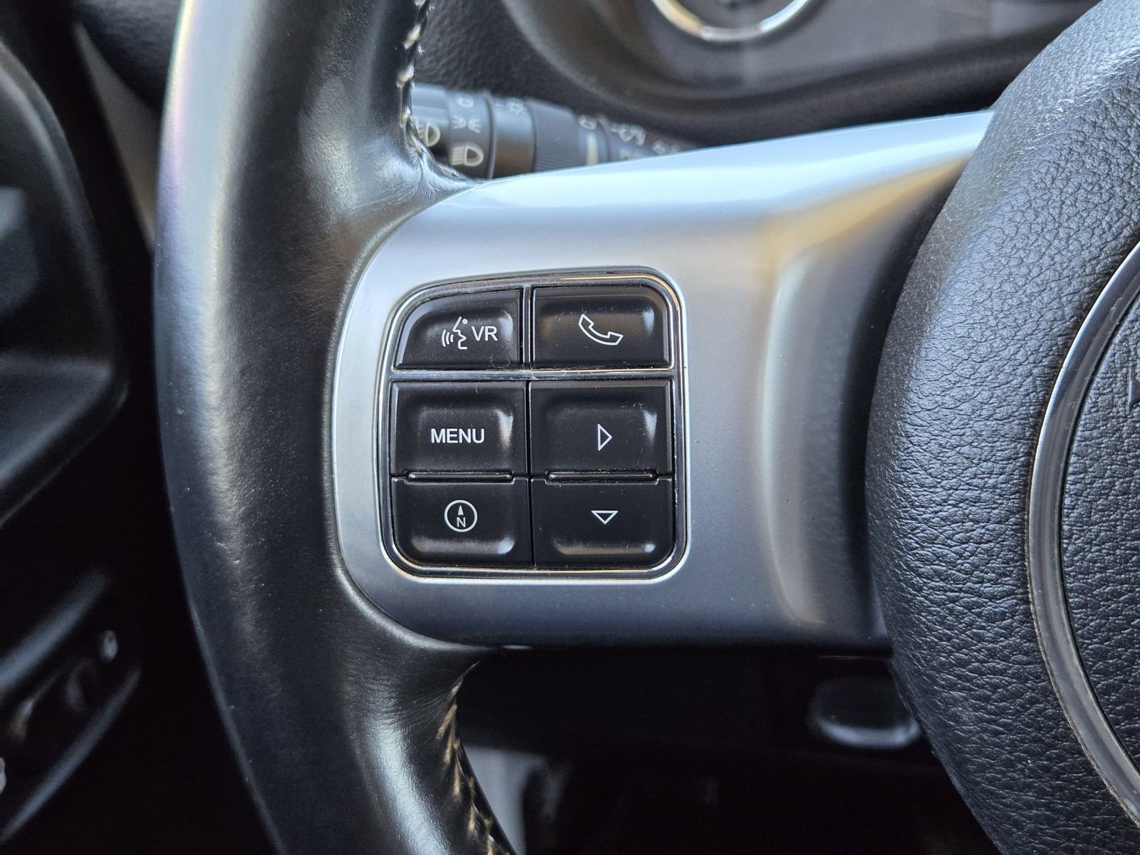 Used 2015 Jeep Wrangler Unlimited Sport image 27
