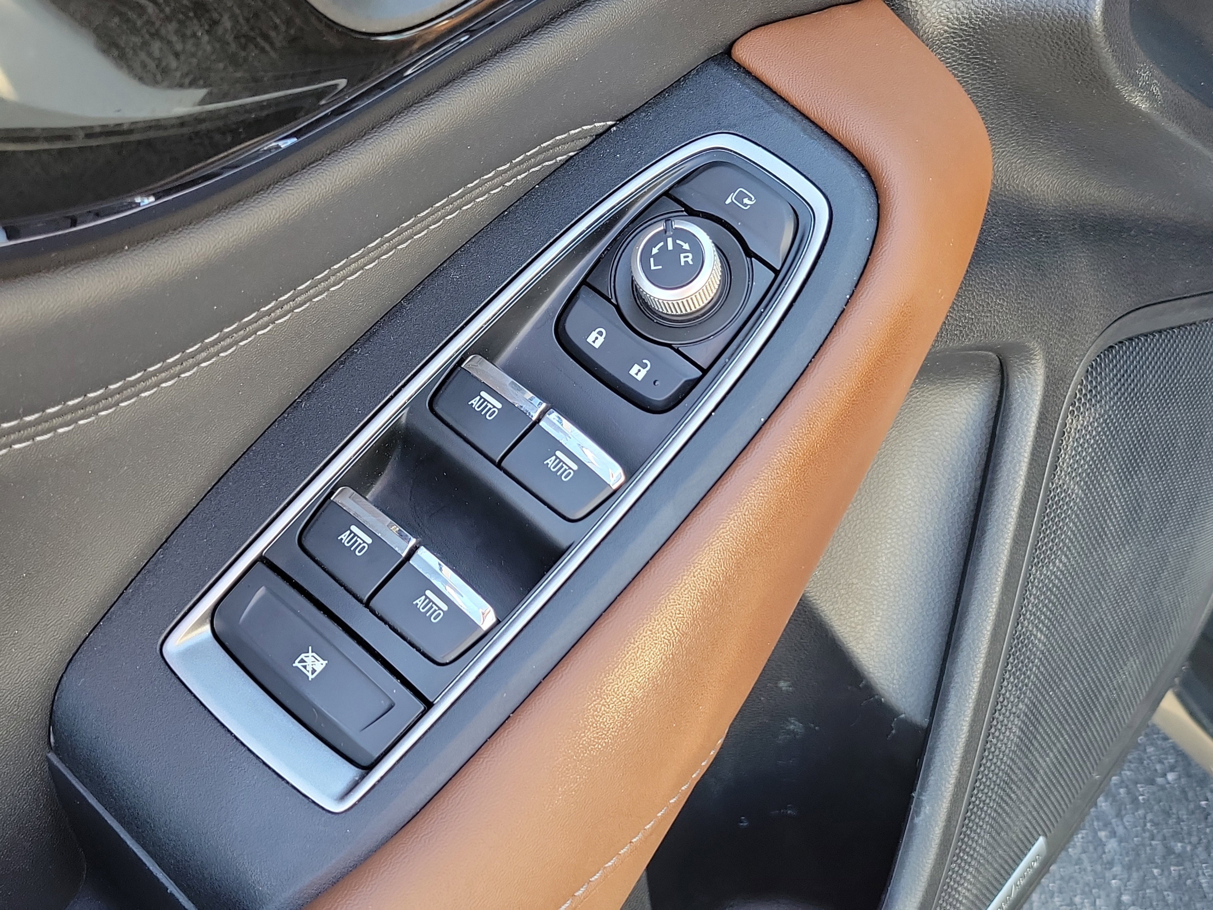 Used 2020 Subaru Outback Touring XT image 26