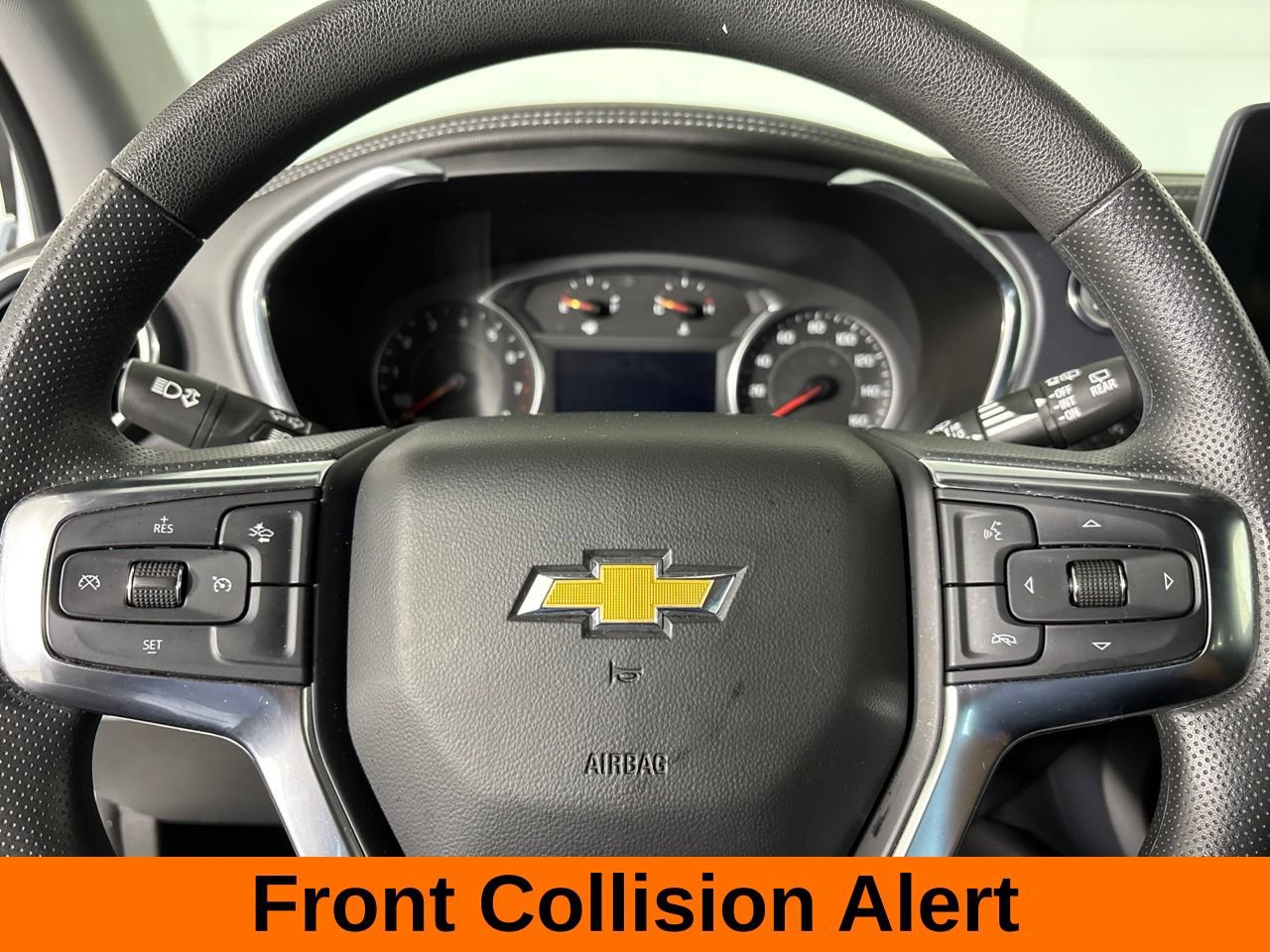Used 2025 Chevrolet Blazer LT FWD image 14