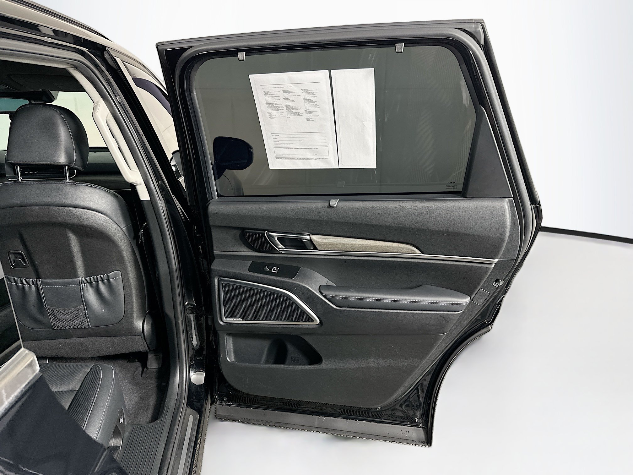 Used 2022 Kia Telluride SX w/ Nightfall Edition Package AWD/4WD image 33