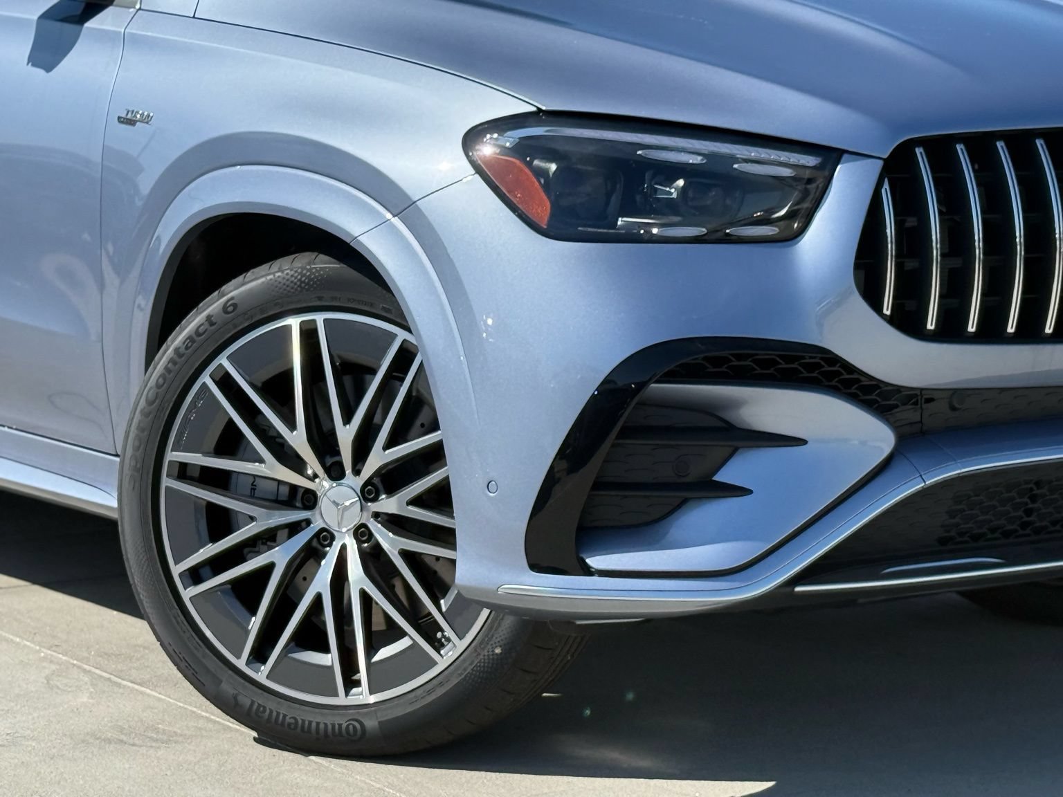 New 2026 Mercedes-Benz GLE 53 AMG 4MATIC Coupe image 4
