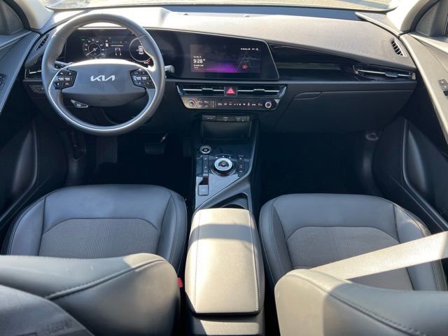 Certified 2025 Kia Niro Wind w/ Wind Preserve Package FWD image 12