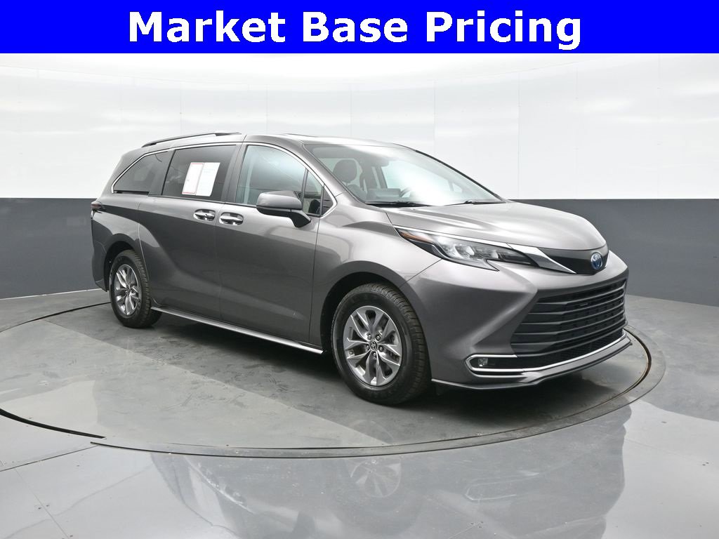Certified 2024 Toyota Sienna XLE