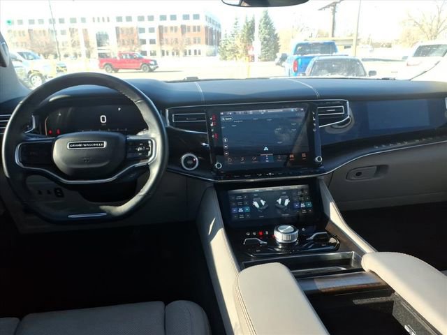 Used 2022 Jeep Grand Wagoneer Series I image 12