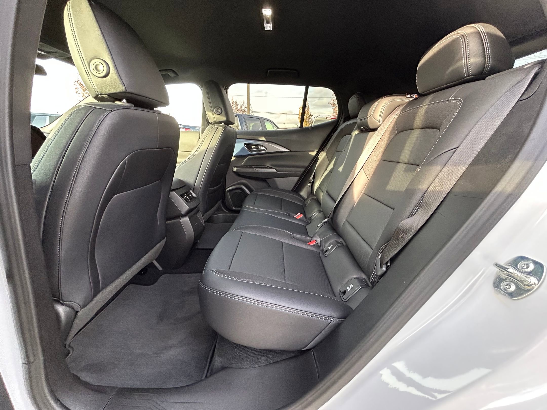New 2026 Chevrolet Equinox EV LT AWD/4WD image 20