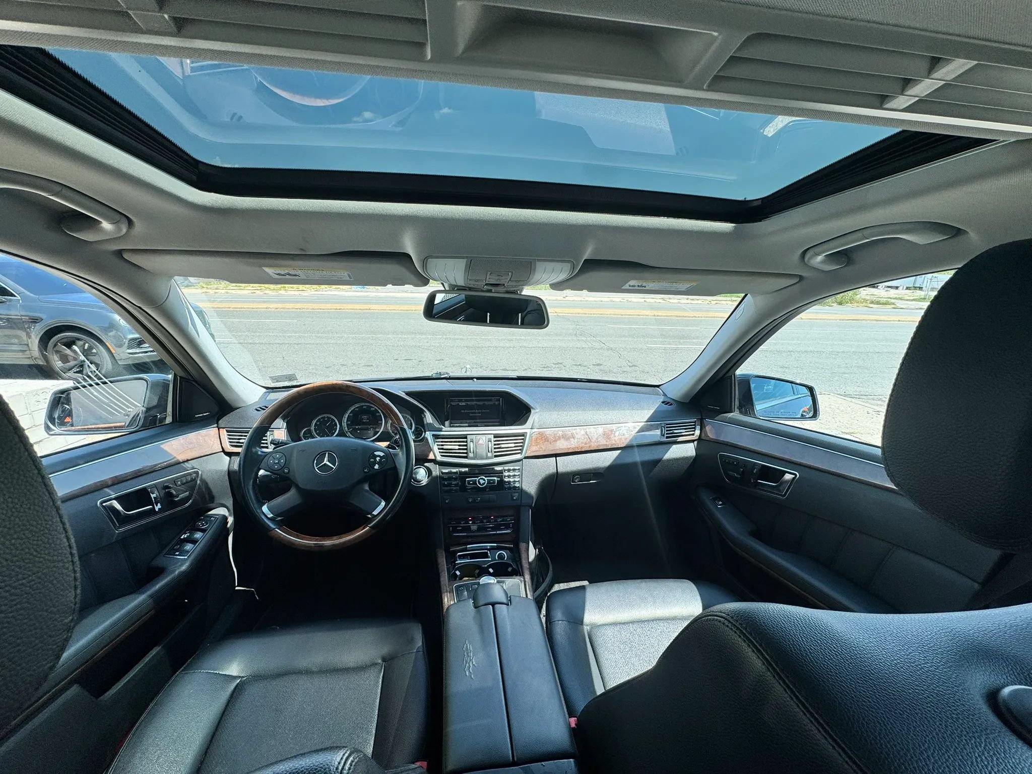 Used 2013 Mercedes-Benz E 350 4MATIC Sedan image 20