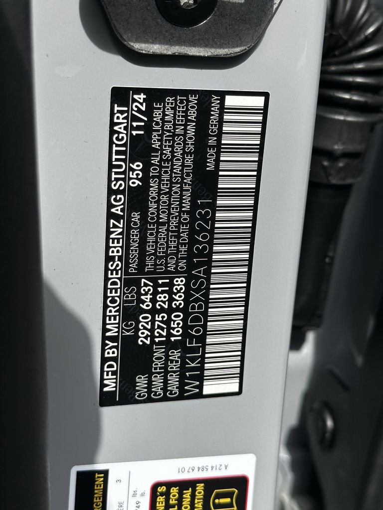 Certified 2025 Mercedes-Benz E 53 AMG e 4MATIC Sedan w/ AMG Dynamic Plus Package image 38