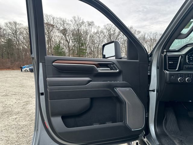 Used 2024 GMC Sierra 3500 Denali w/ Denali Reserve Package image 24