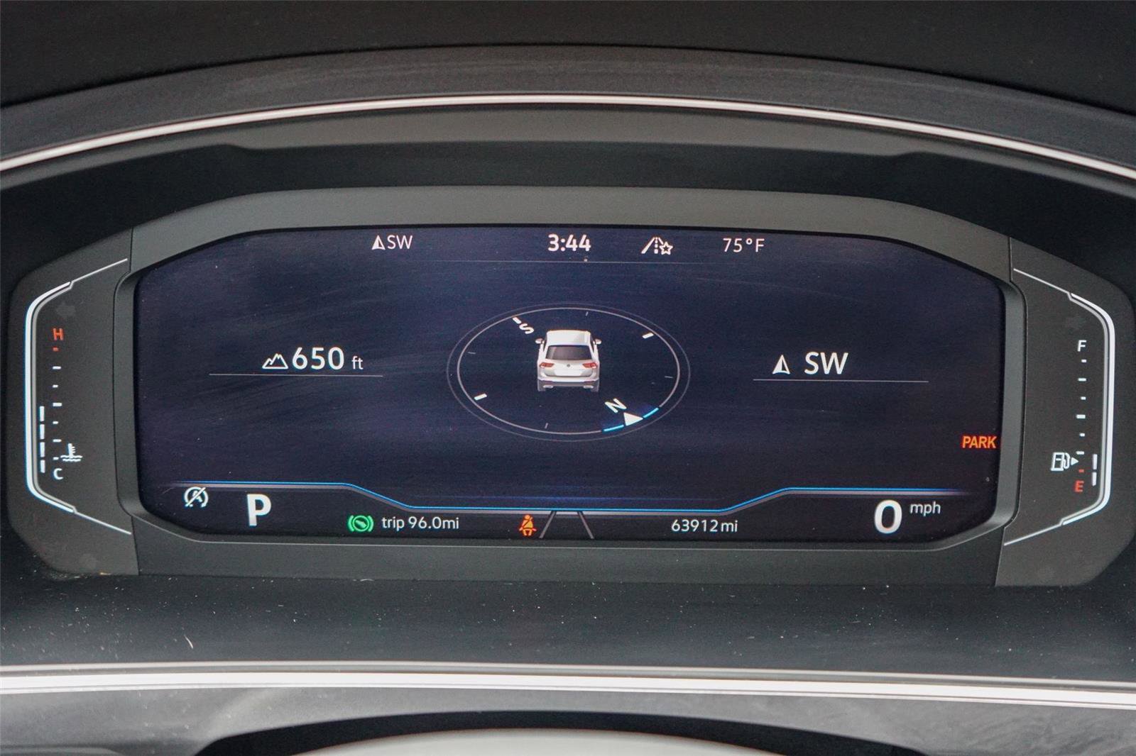 Used 2021 Volkswagen Tiguan SEL image 19