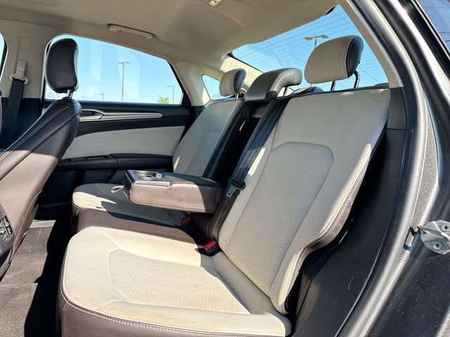 Used 2020 Ford Fusion SE w/ Equipment Group 151A FWD image 22