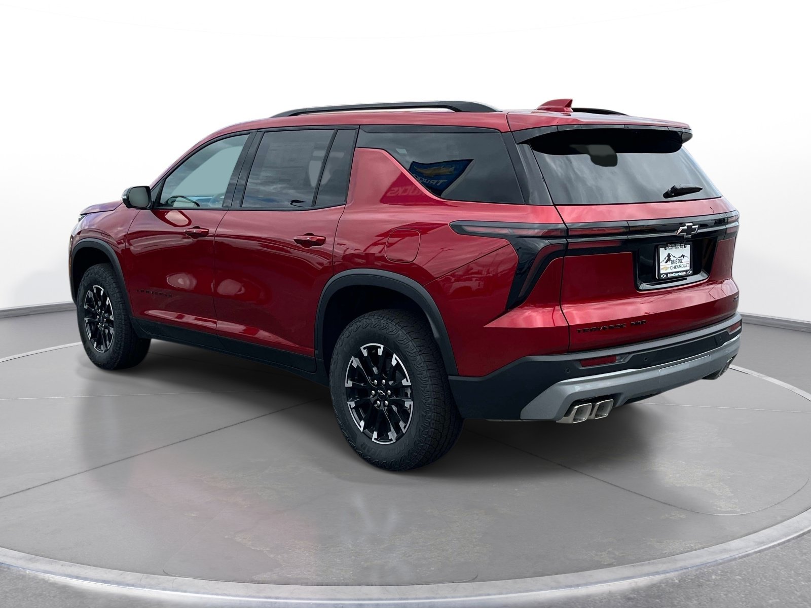 New 2026 Chevrolet Traverse Z71 w/ Driver Confidence Package AWD/4WD image 7