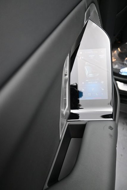 New 2026 BMW i7 xDrive60 AWD/4WD image 22