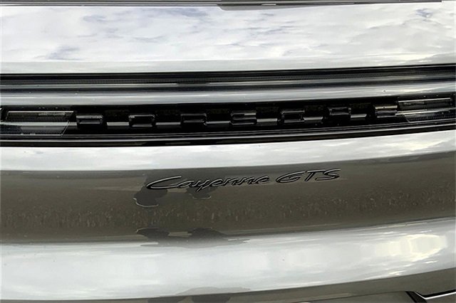 New 2026 Porsche Cayenne GTS image 38