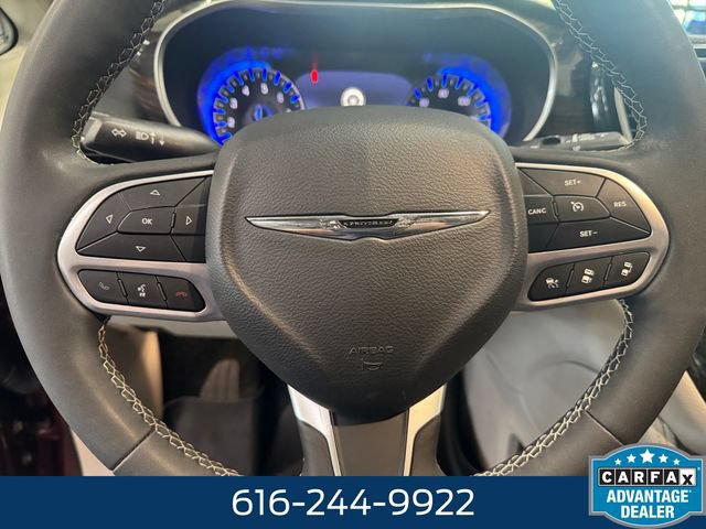 Used 2023 Chrysler Pacifica Limited AWD/4WD image 19
