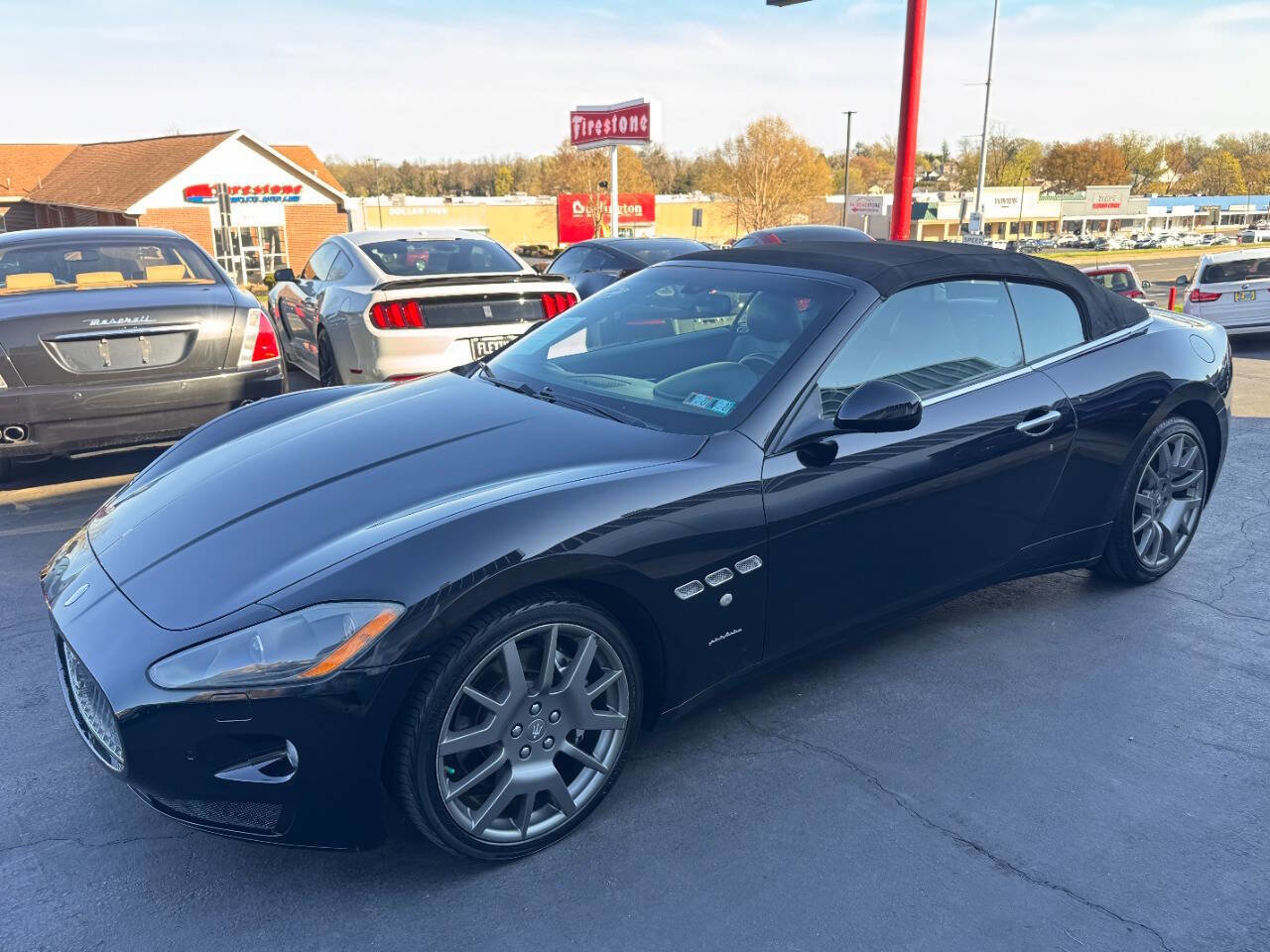 Used 2012 Maserati GranTurismo Convertible RWD image 5