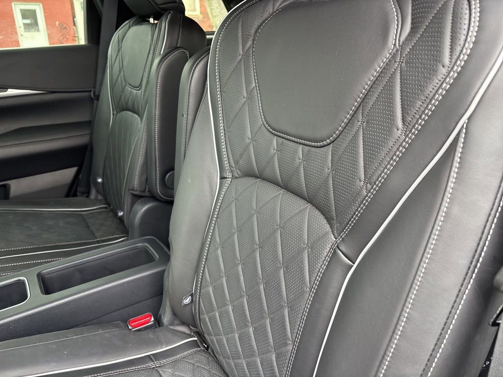 Used 2024 INFINITI QX60 Autograph w/ Cargo Package image 7