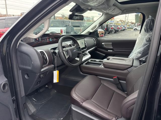 New 2025 Ford Expedition Max Platinum w/ Platinum Ultimate Package image 9