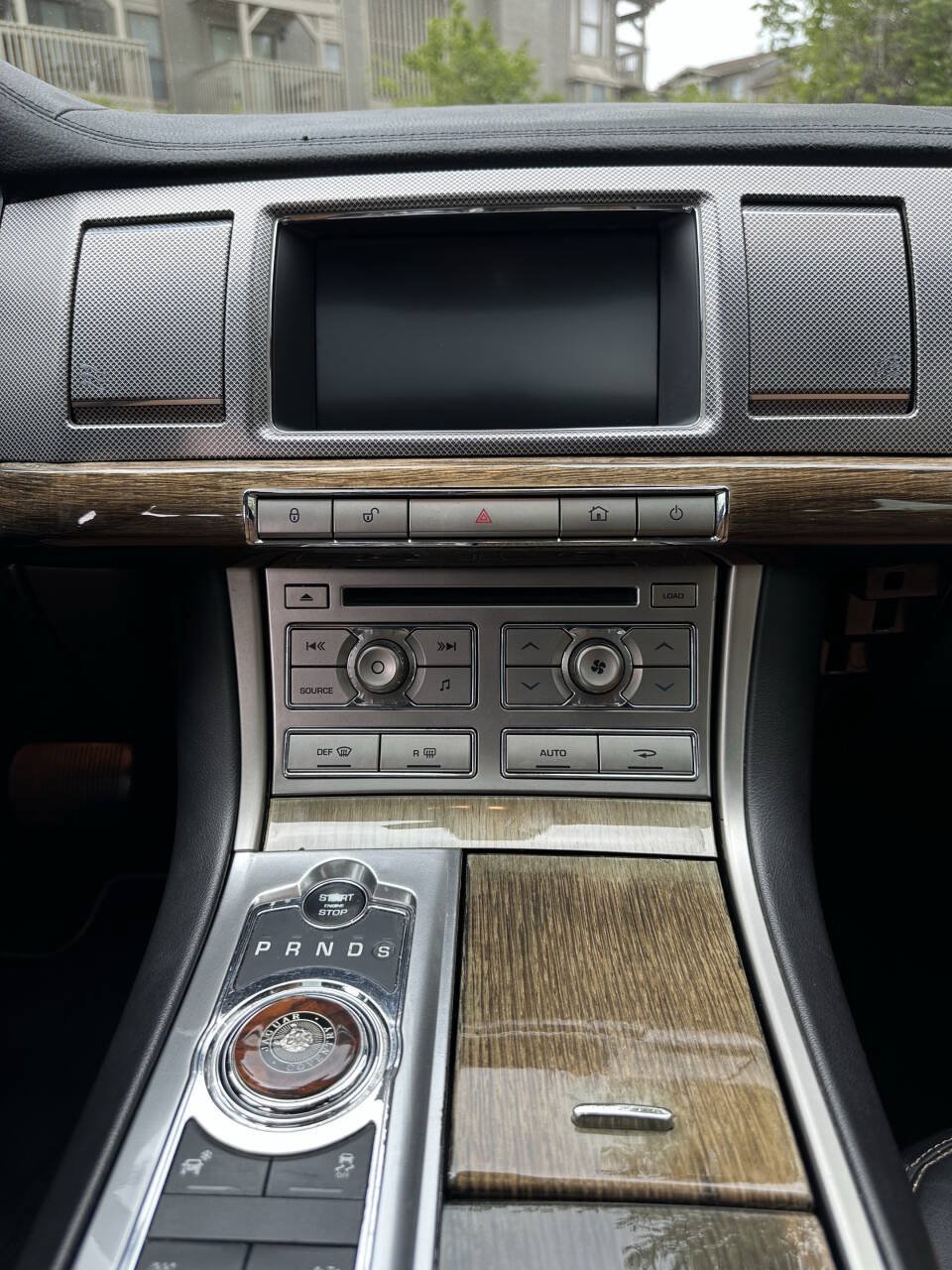 Used 2011 Jaguar XF R RWD image 12