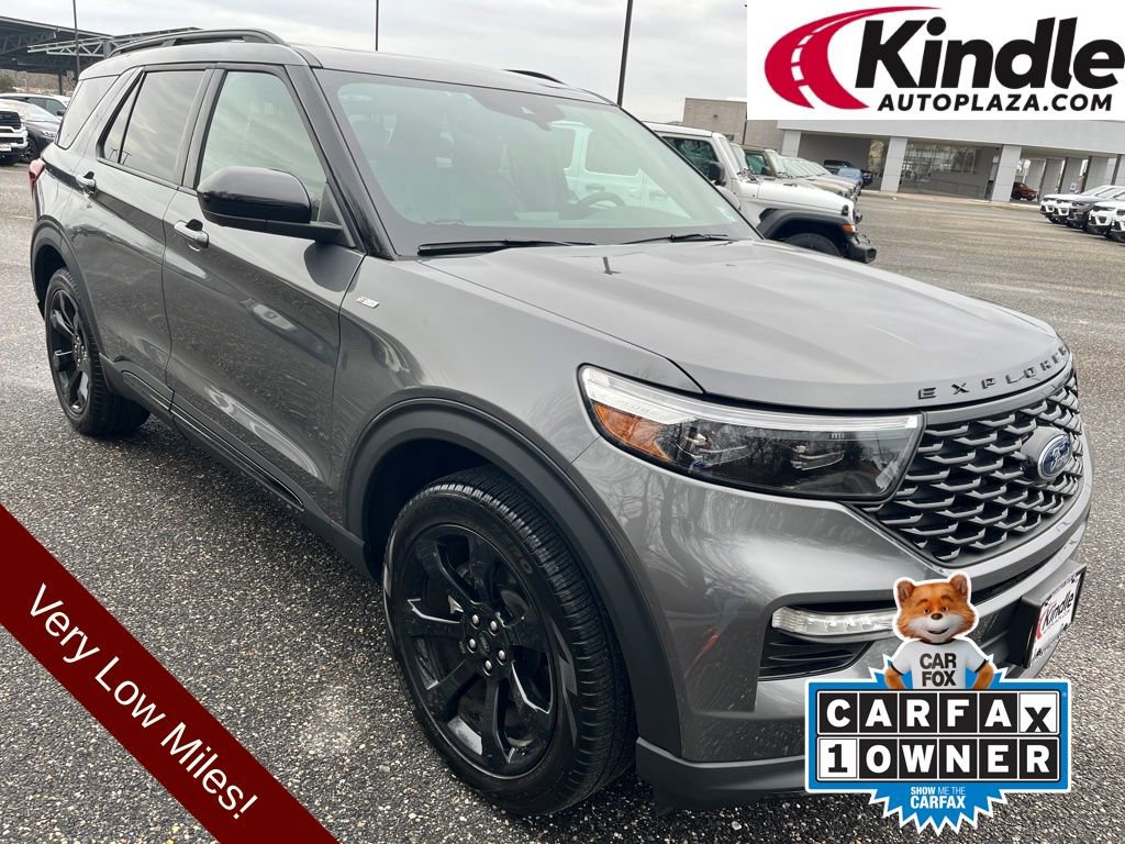 Used 2023 Ford Explorer ST-Line w/ Class IV Trailer Tow Package image 1