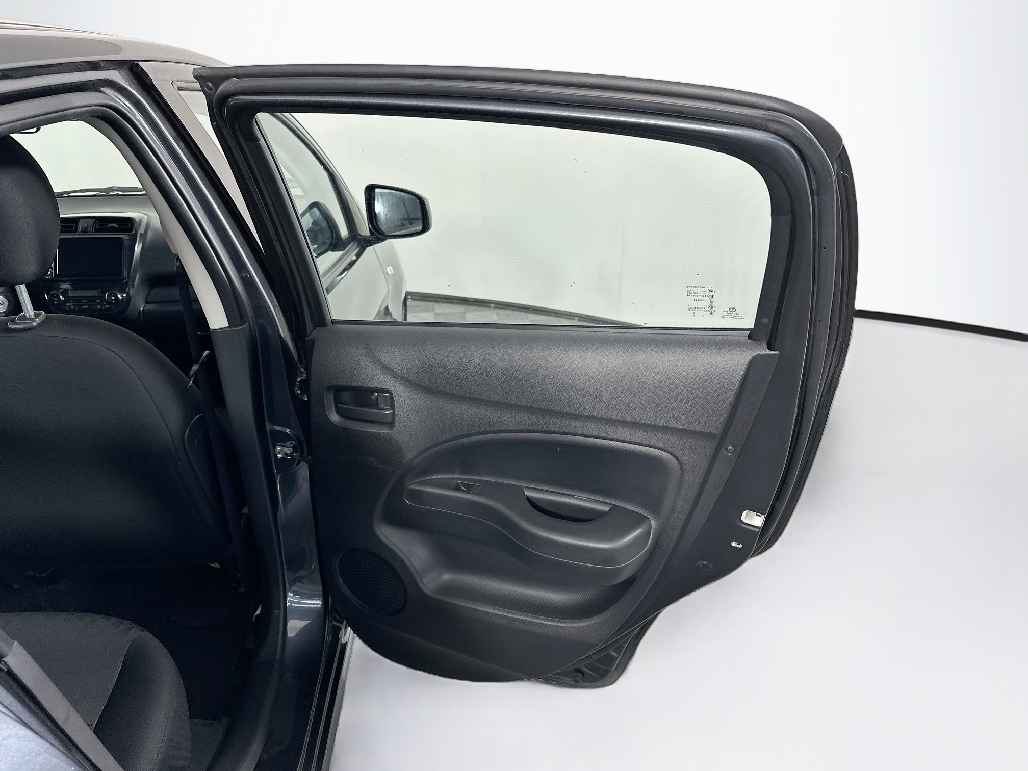 Used 2024 Mitsubishi Mirage ES FWD image 28