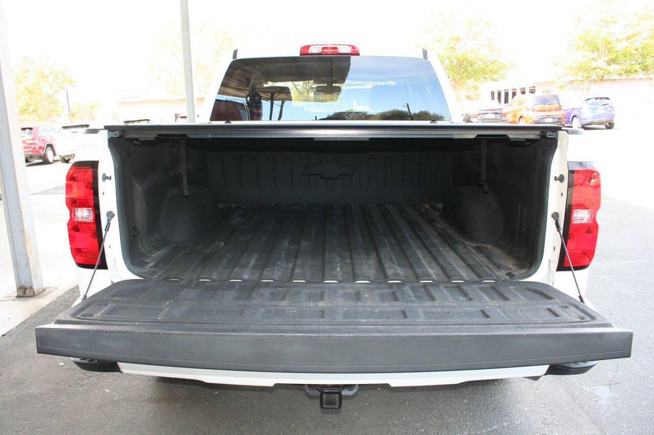 Used 2017 Chevrolet Silverado 1500 LT w/ All Star Edition AWD/4WD image 24
