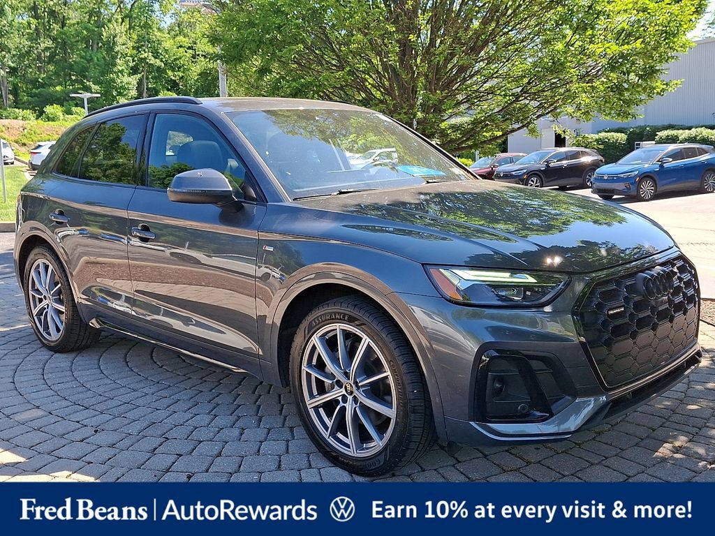 Used 2023 Audi Q5 e Premium Plus w/ Premium Plus Package