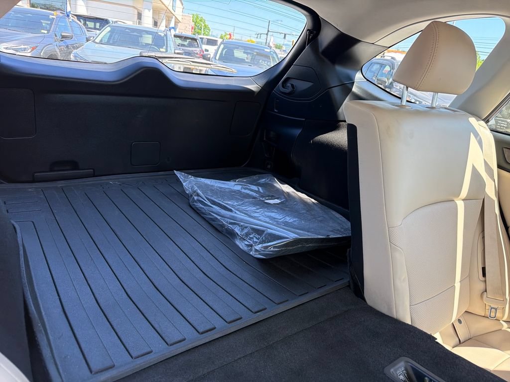 Used 2019 Subaru Outback 3.6R Limited AWD/4WD image 33