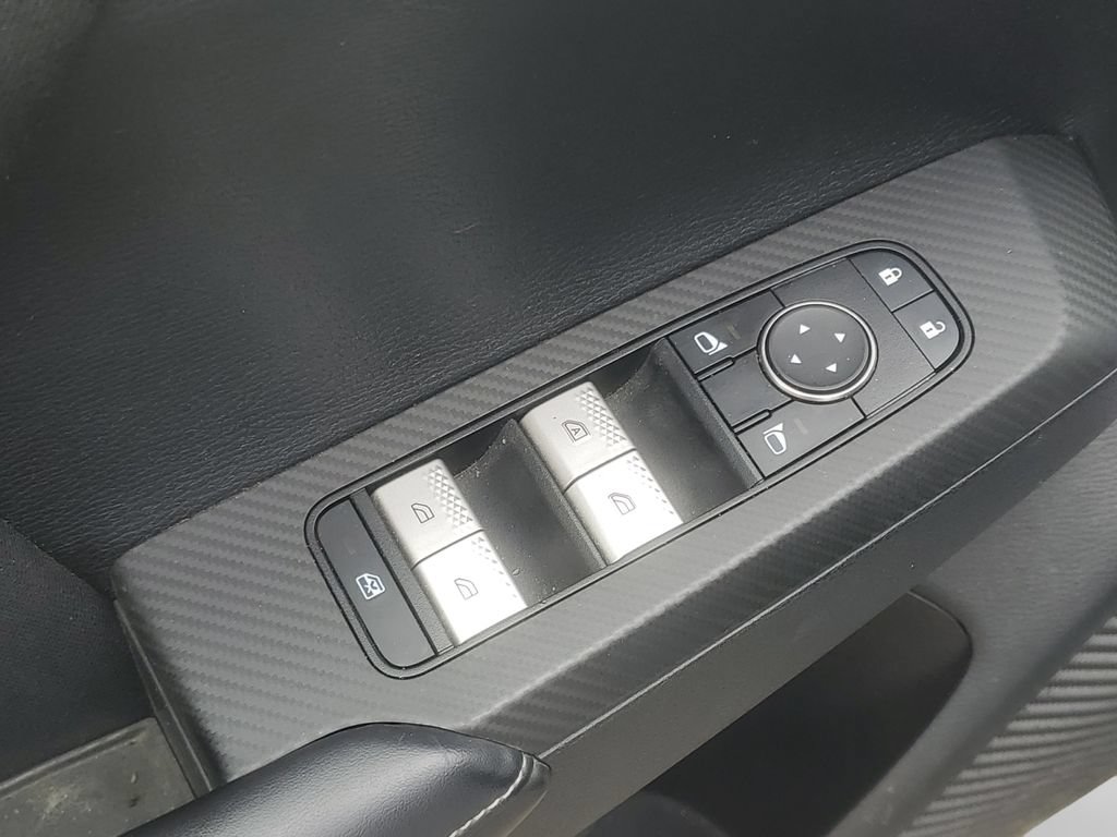 Used 2023 Mitsubishi Outlander ES AWD/4WD image 14