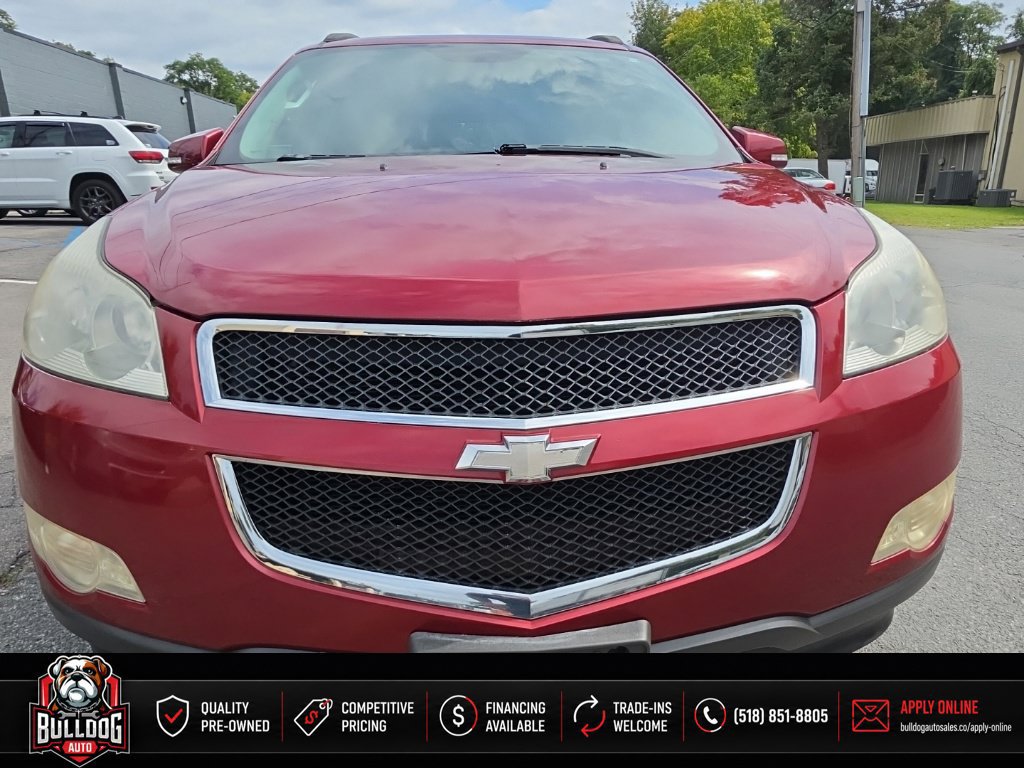 Used 2011 Chevrolet Traverse LT w/ Personal Connectivity Package AWD/4WD image 2