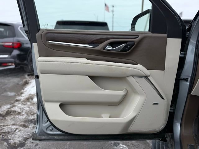 Used 2024 GMC Yukon XL Denali w/ Denali Reserve Package image 15