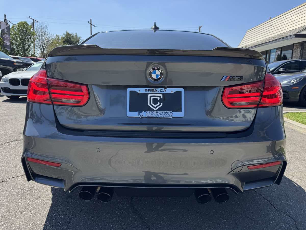Used 2018 BMW M3 w/ Competition Package RWD image 6