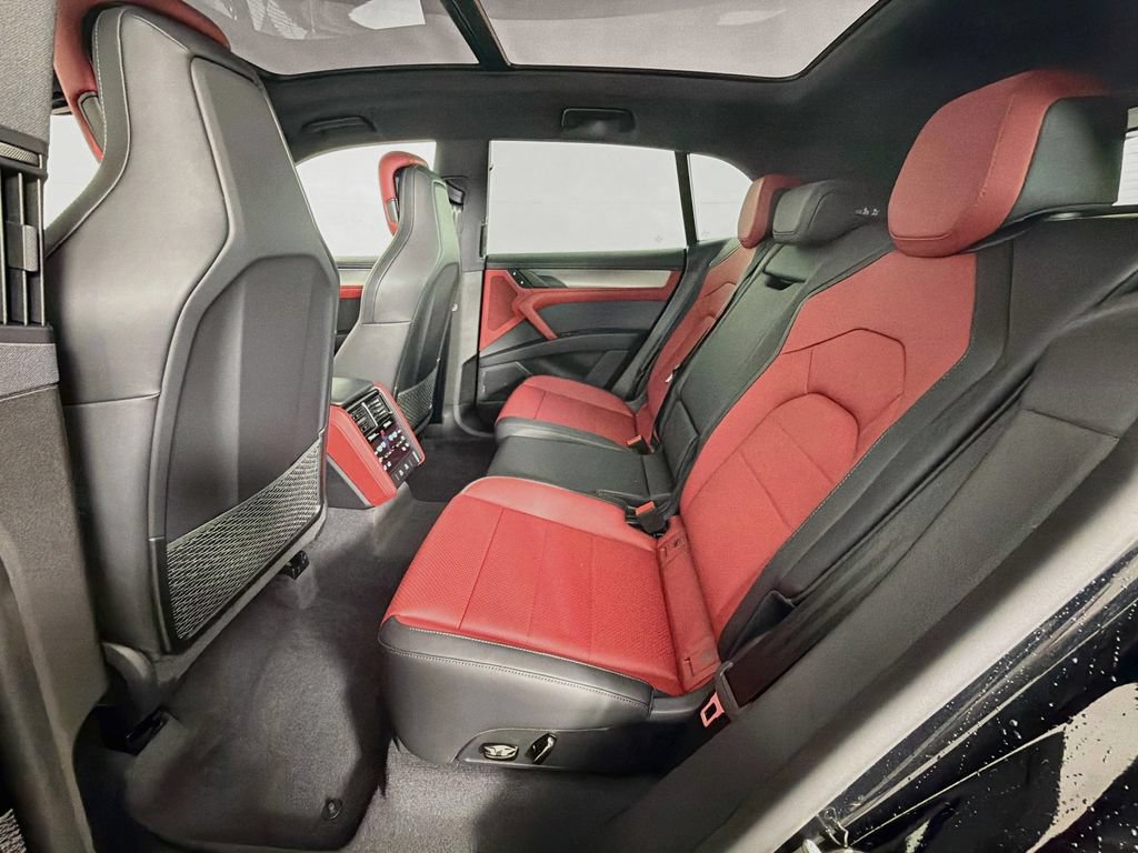 New 2026 Porsche Cayenne Electric AWD/4WD image 24