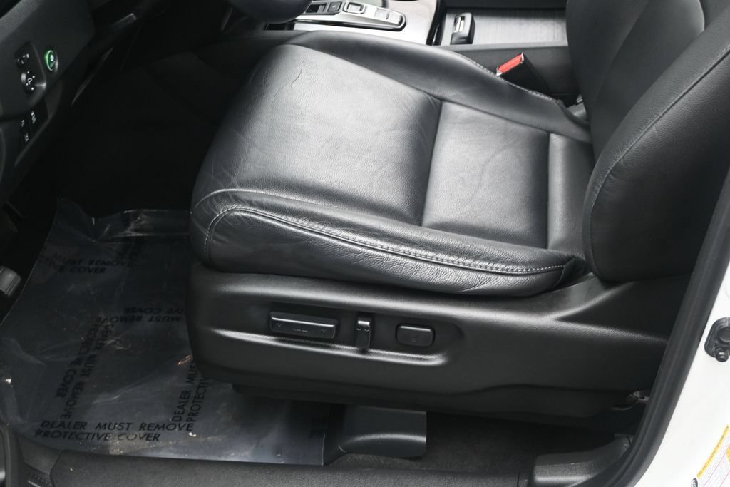 Certified 2022 Honda Pilot Touring image 14