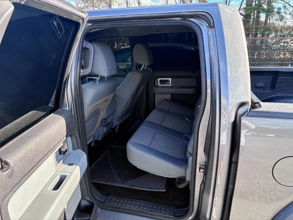 Used 2011 Ford F150 XLT image 11