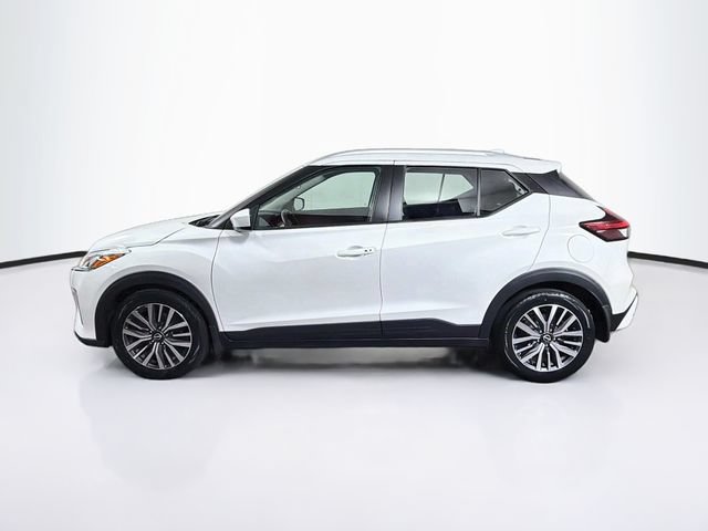 Certified 2023 Nissan Kicks SV FWD image 5