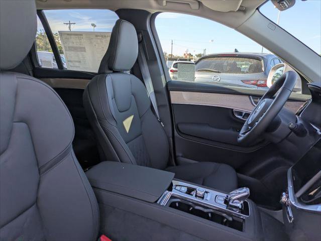 New 2026 Volvo XC90 B6 Core w/ Protection Package Premier image 14