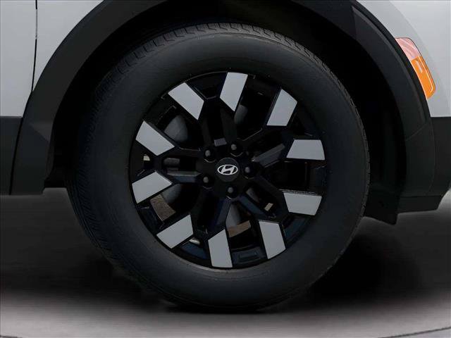 Used 2026 Hyundai Santa Cruz SEL FWD image 15