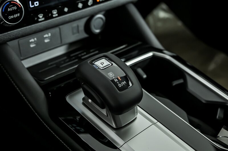 New 2026 Mitsubishi Outlander LE FWD image 23