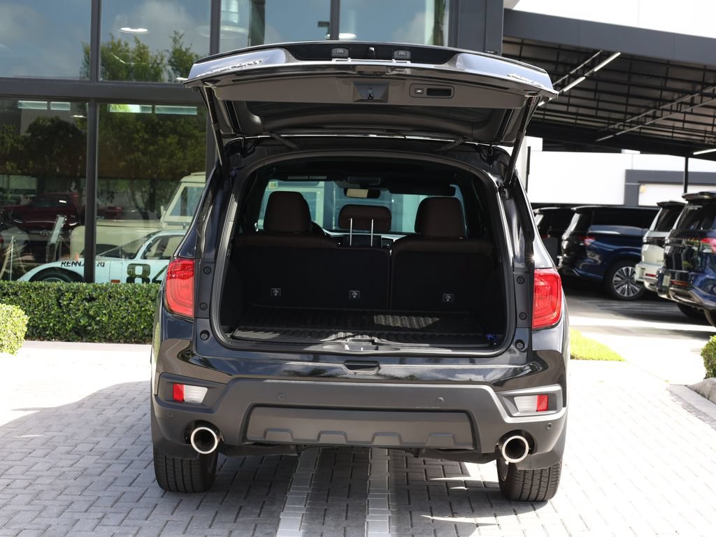 Used 2025 Honda Passport EX-L image 7