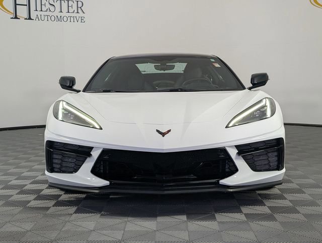 Used 2022 Chevrolet Corvette Stingray Premium Conv w/ Z51 Performance Package RWD image 3