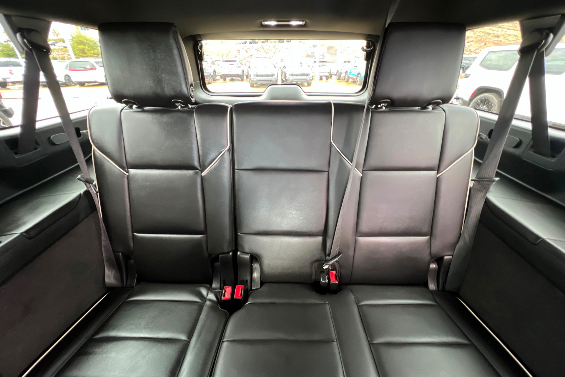 Used 2021 Cadillac Escalade ESV Sport w/ Driver Assist Tech Package AWD/4WD image 23