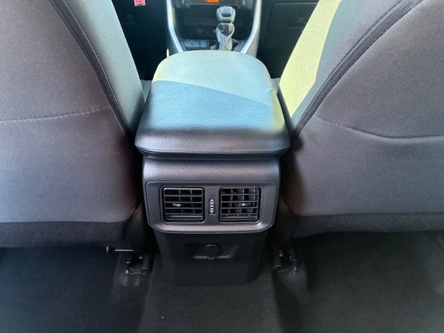 Used 2024 Toyota RAV4 LE AWD/4WD image 19
