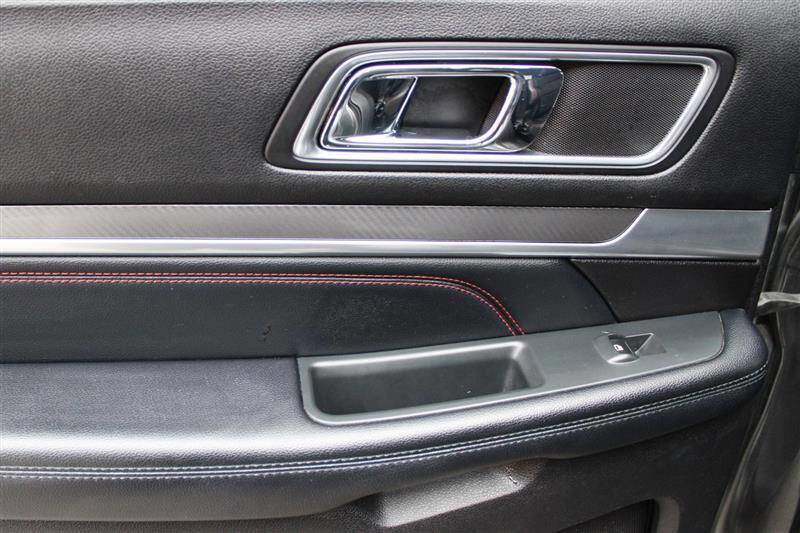 Used 2017 Ford Explorer Sport w/ Equipment Group 401A image 26