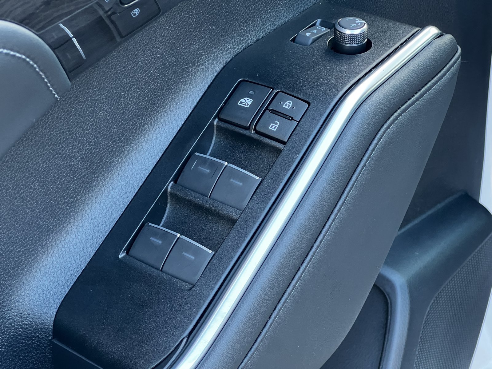 New 2026 Toyota Highlander Limited AWD/4WD image 26
